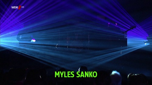 vlcsnap 2018 12 08 14h28m08s59 - Myles Sanko - 39'Leverkuzener Jazztage (2018) [HDTV 720p] [H.264,AC3]