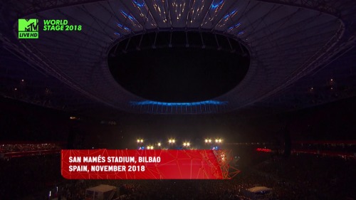 vlcsnap 2018 12 25 15h48m57s87 - Muse - Live In Bilbao (2018) [HDTV 1080i] [H.264,AC3]