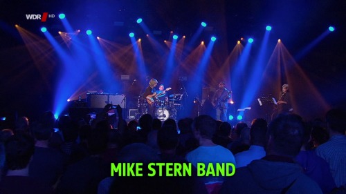 vlcsnap 2018 11 27 20h34m58s26 - Mike Stern - Band 39'Leverkusener Jazztage (2018) [HDTV 720p] [H.264,AC3]