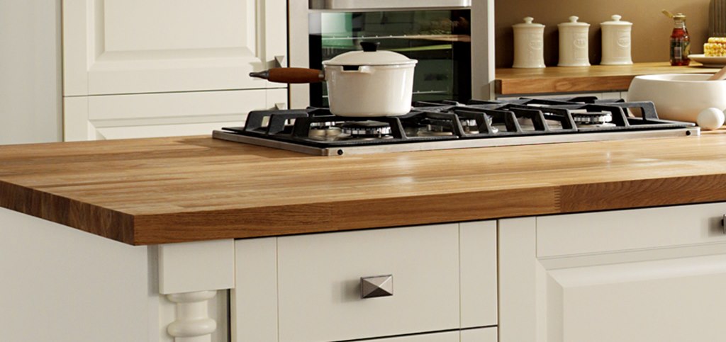Кухонные столешницы и комплектующие для окон: все, что о них нужно знать